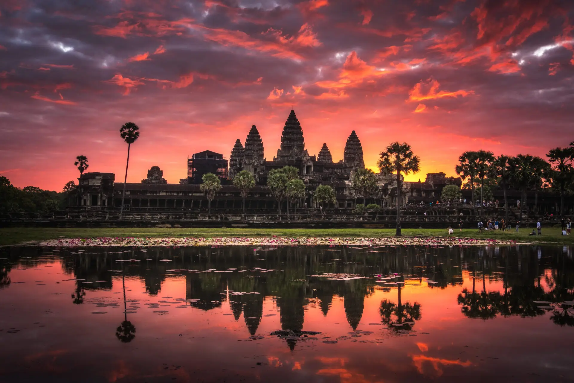 Beautiful sunset at Angkor Wat, Siem Reap