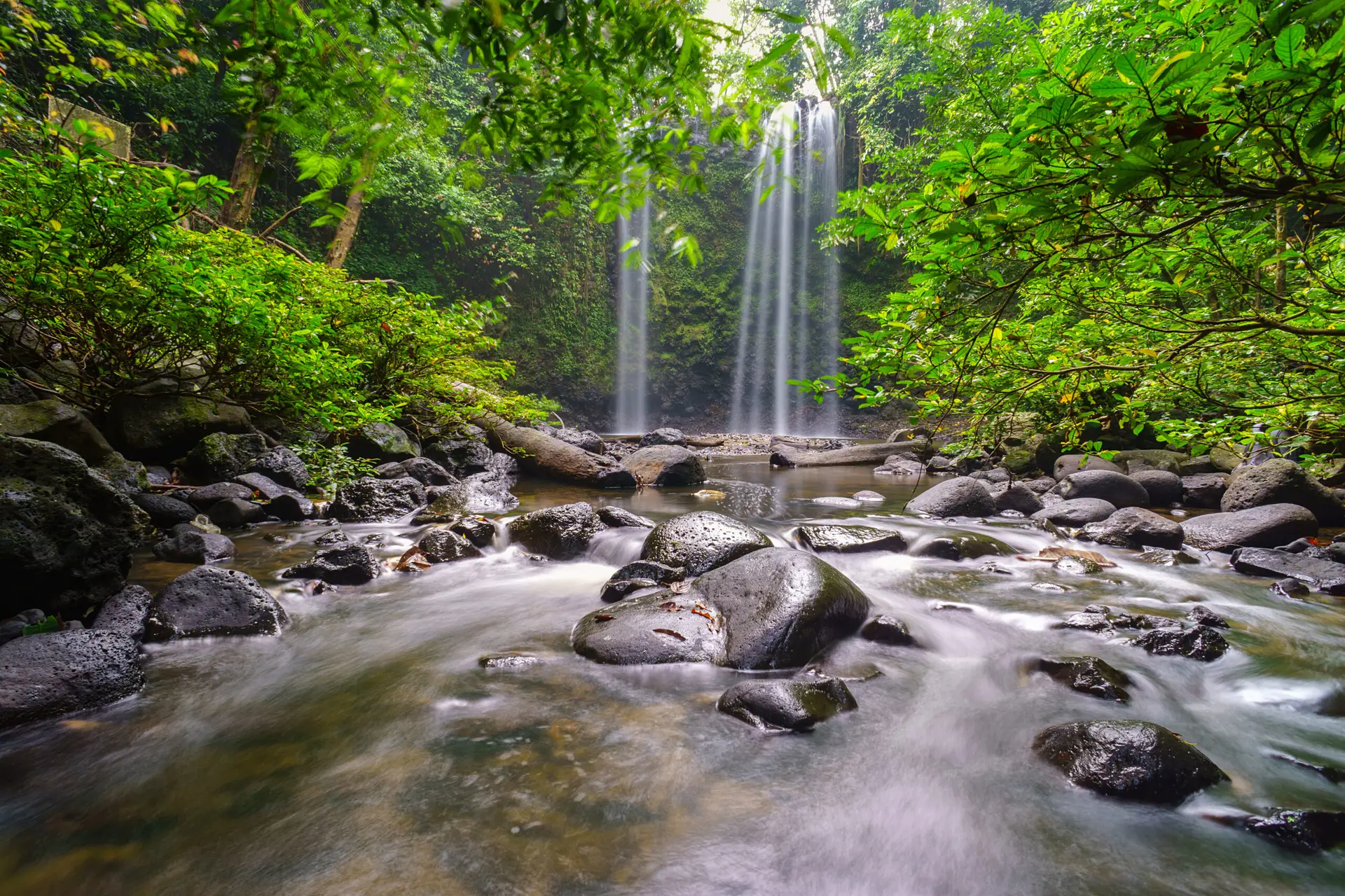Malaysia, Borneo, Madai waterfall