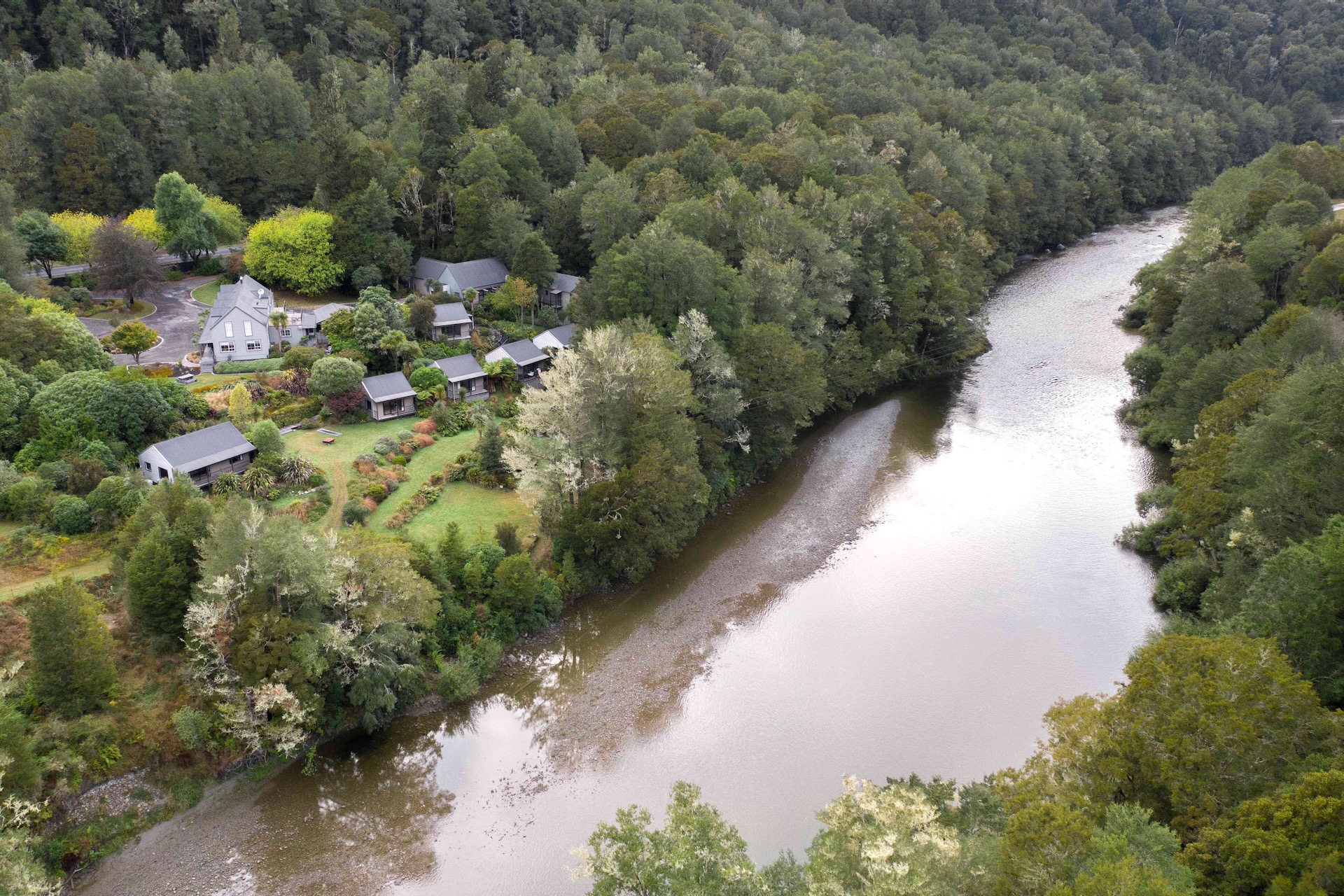 Maruia River Retreat